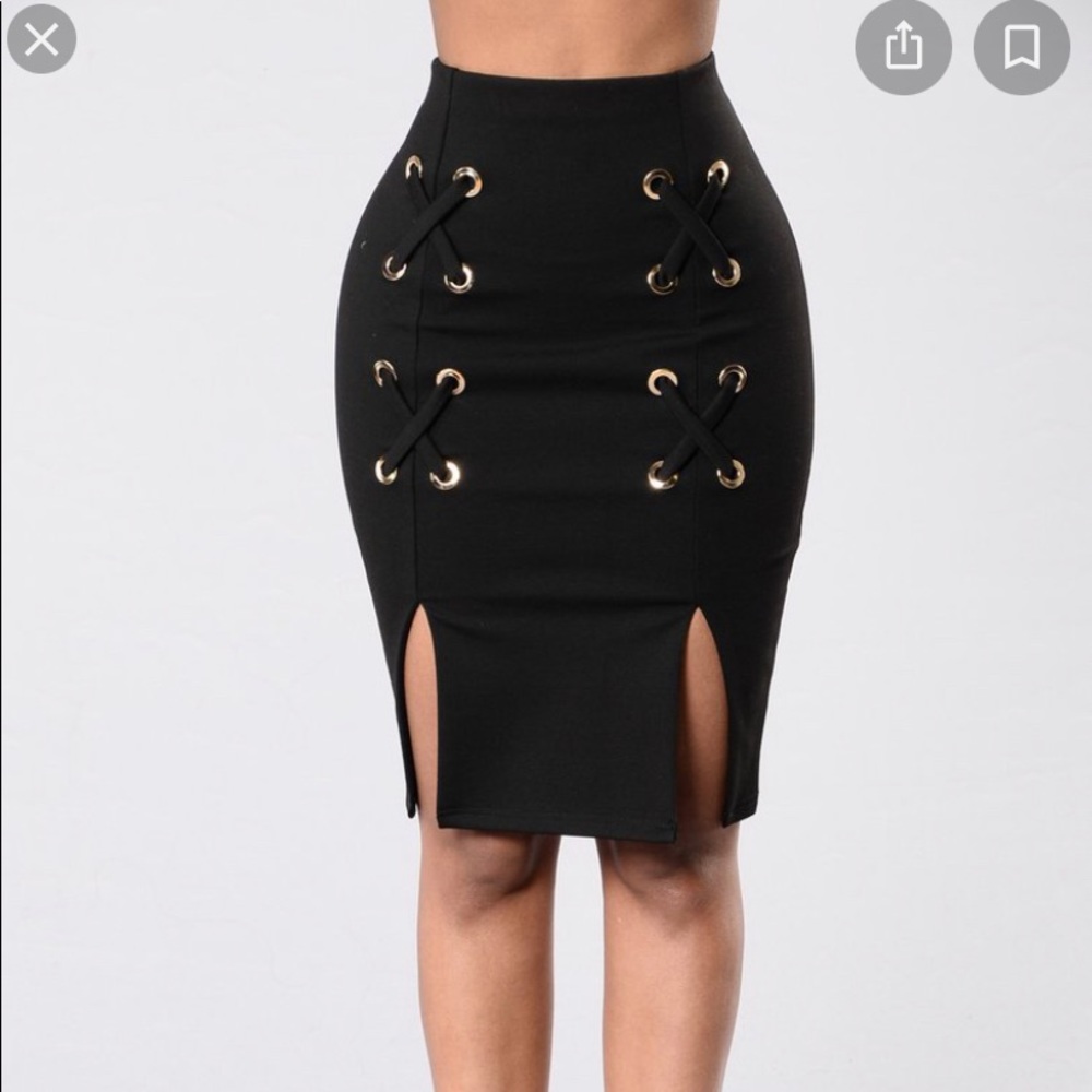 High waisted pencil skirt